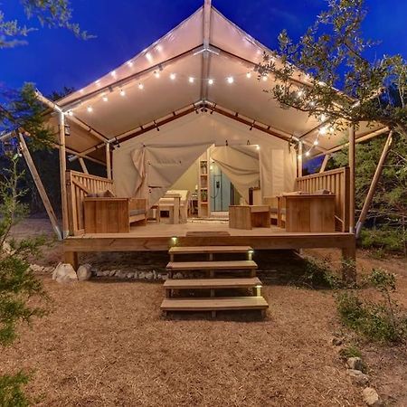 约翰逊城 12 Fires Luxury Glamping With Heating #5酒店 外观 照片