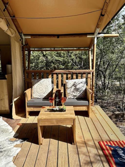 约翰逊城 12 Fires Luxury Glamping With Heating #5酒店 外观 照片